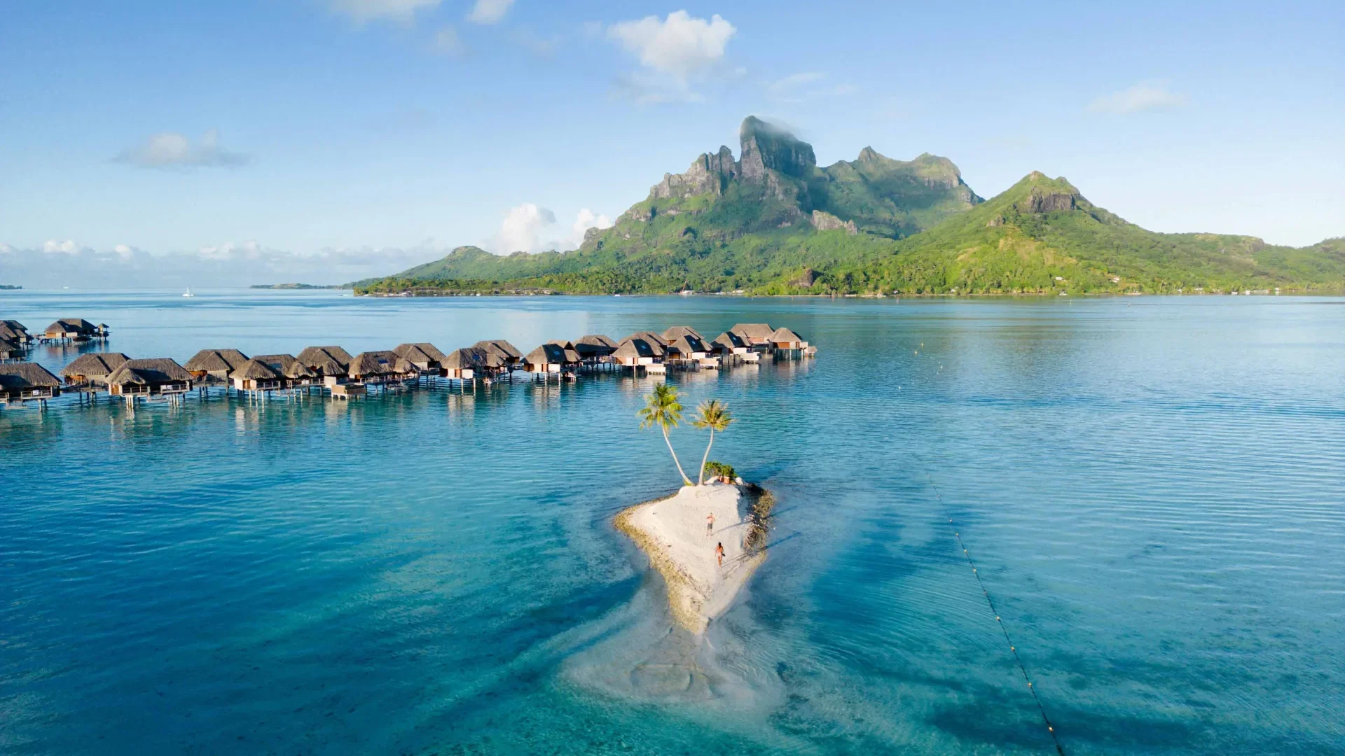 Lagon de Bora Bora © Flying World Pictures
